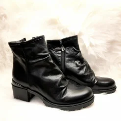 Scarpe di Maremma Mezzo Tronchetto Nero*Donna Tronchetti